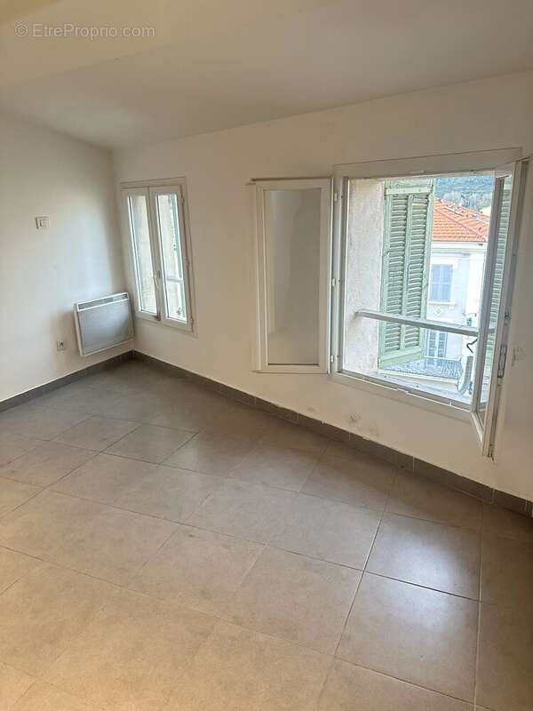 Appartement à LE MUY