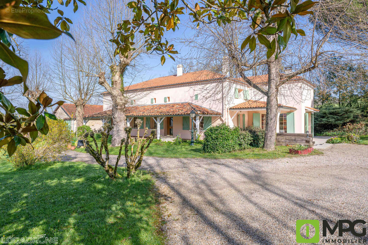 Maison à LEDAT