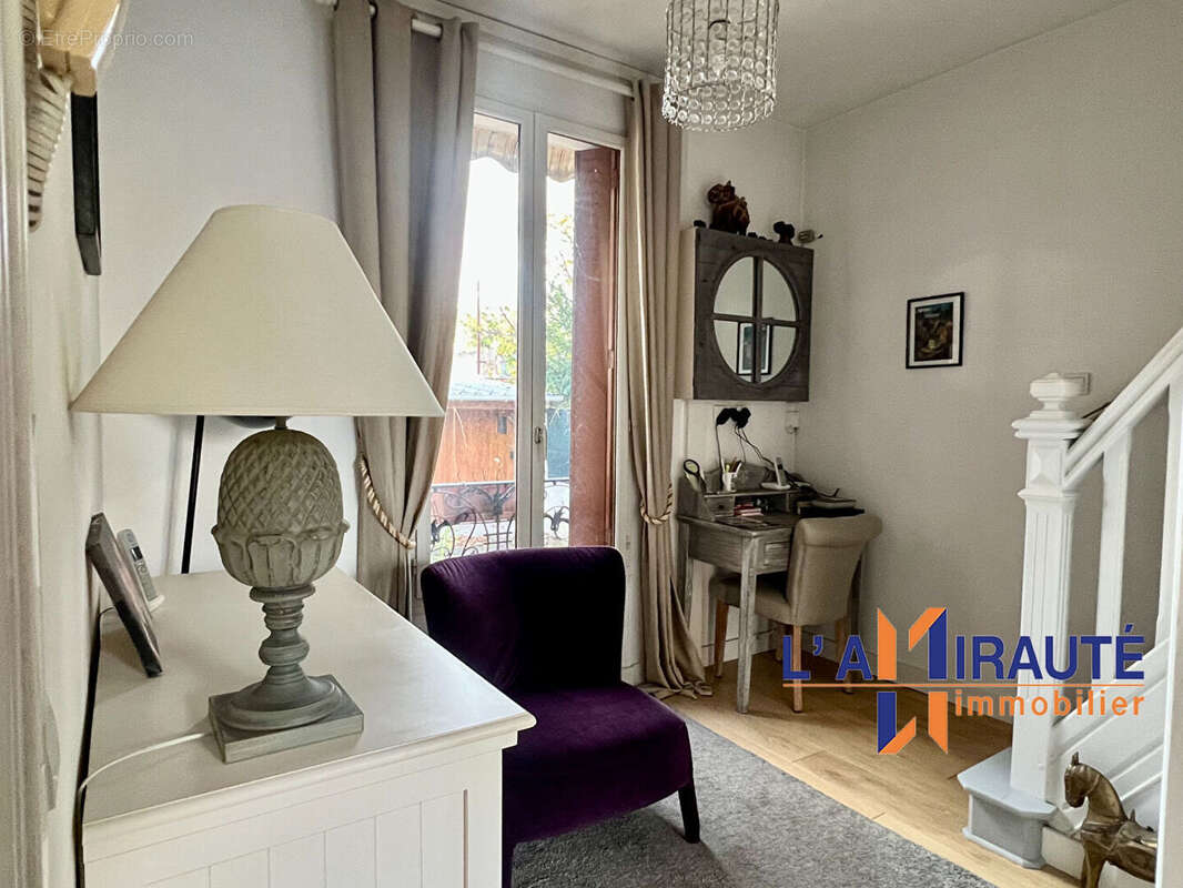 Maison à HOUILLES