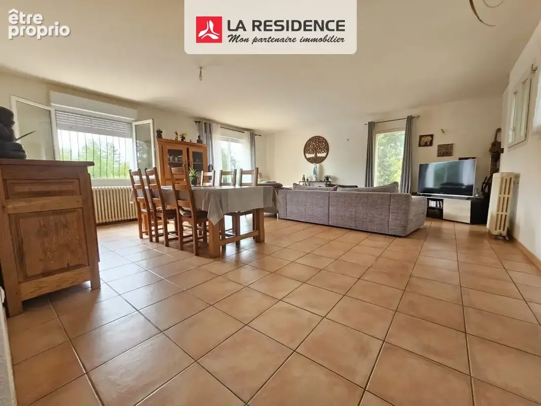Maison 4 pièces 103 m² à vendre à Revel (31250) - photo 2