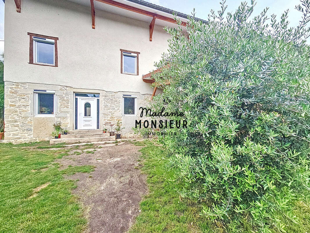 Maison à SAINT-SAVIN