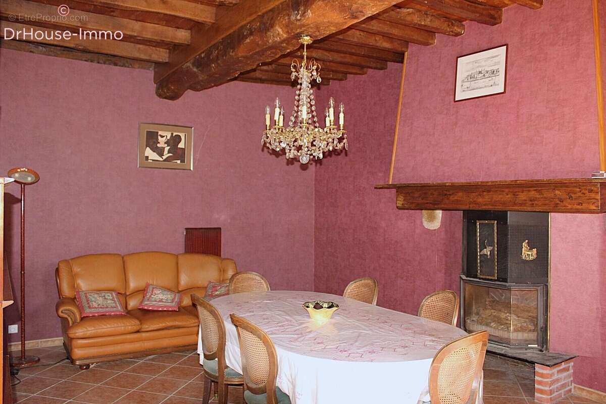 Maison 86 m² à Saulgond  - photo 3