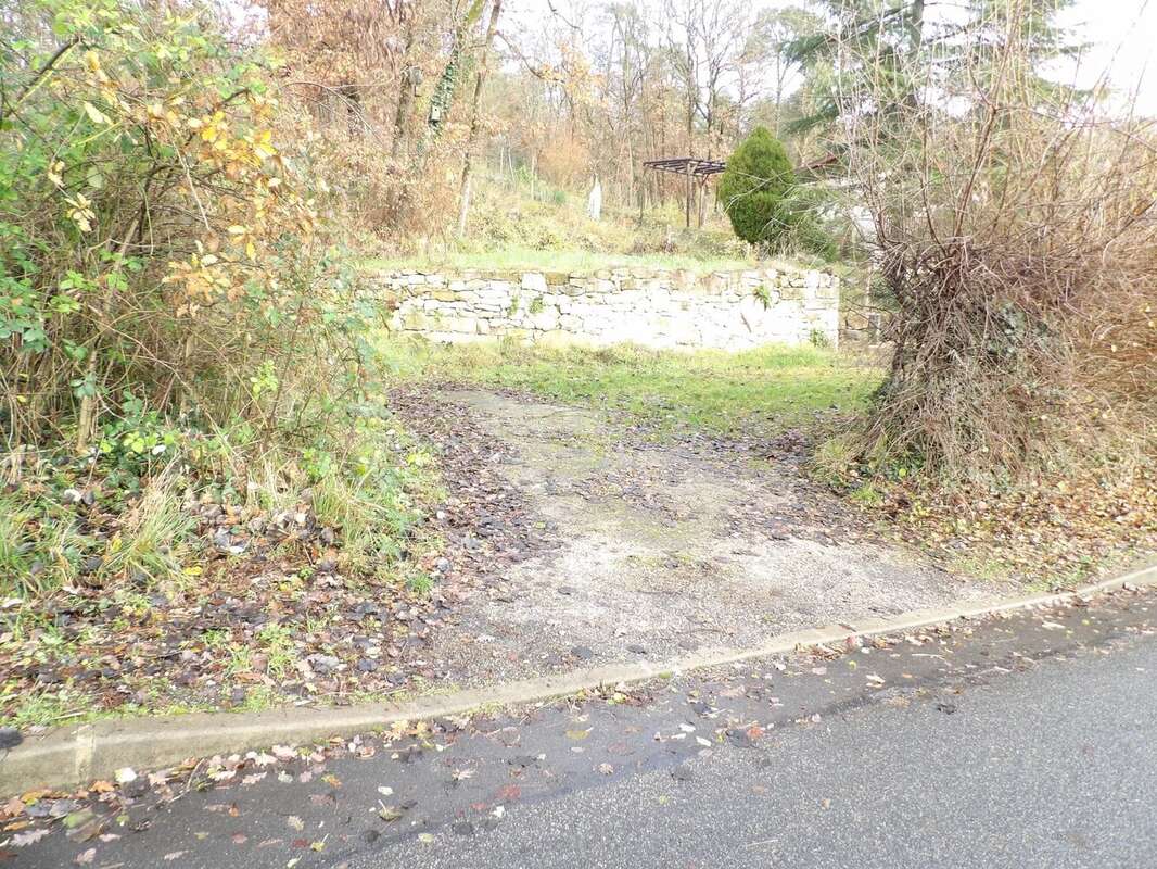 Maison à NANTEAU-SUR-ESSONNE