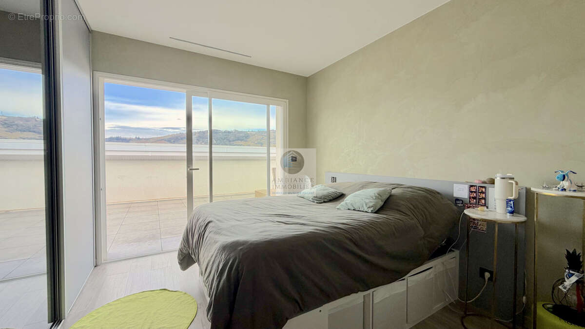 Appartement à TOURNON-SUR-RHONE