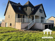 Maison à SAINT-PIERRE-DE-VARENNES