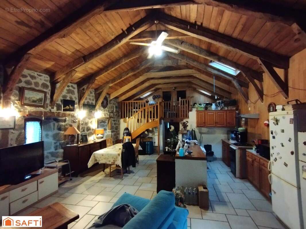 Maison 90 m² à Chaneac  - photo 3