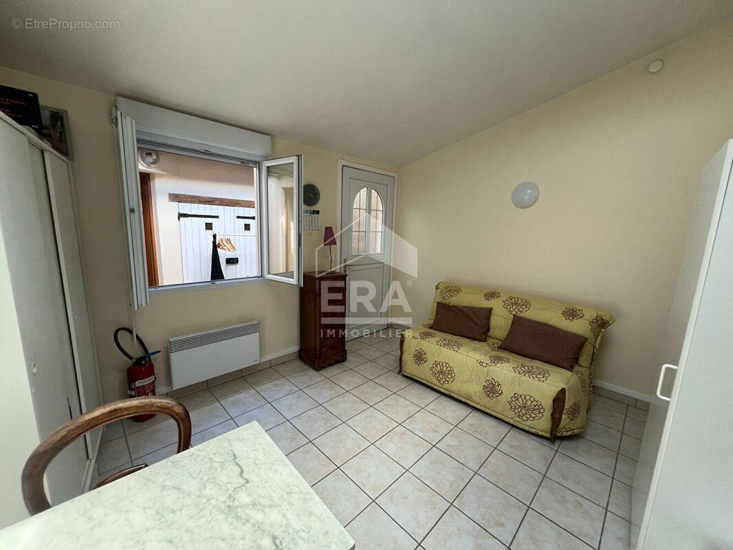 Appartement à LE PERRAY-EN-YVELINES