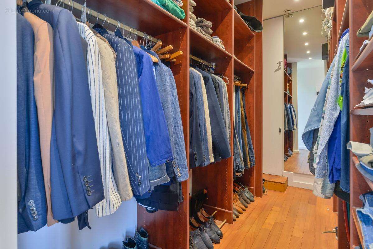 Maison à SAINT-CYR-AU-MONT-D'OR