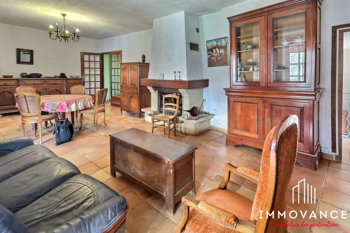 Maison 120 m² à Claret  - photo 5