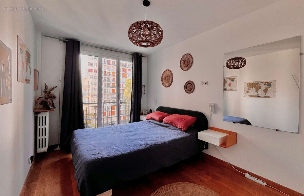 Appartement à PARIS-20E
