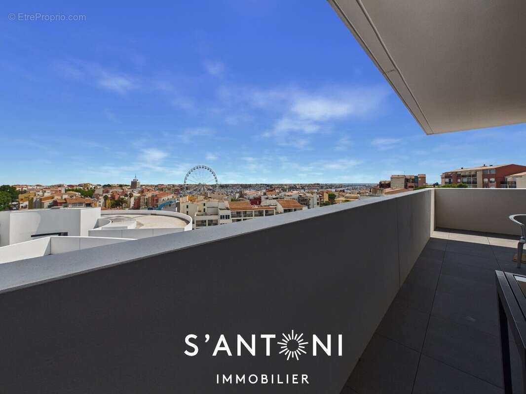 LE CAP D'AGDE - CENTRE PORT - Résidence ICONIC - Vue panoramique & terrasse exceptionnelle en dernier étage appartement T4 avec  - photo 11