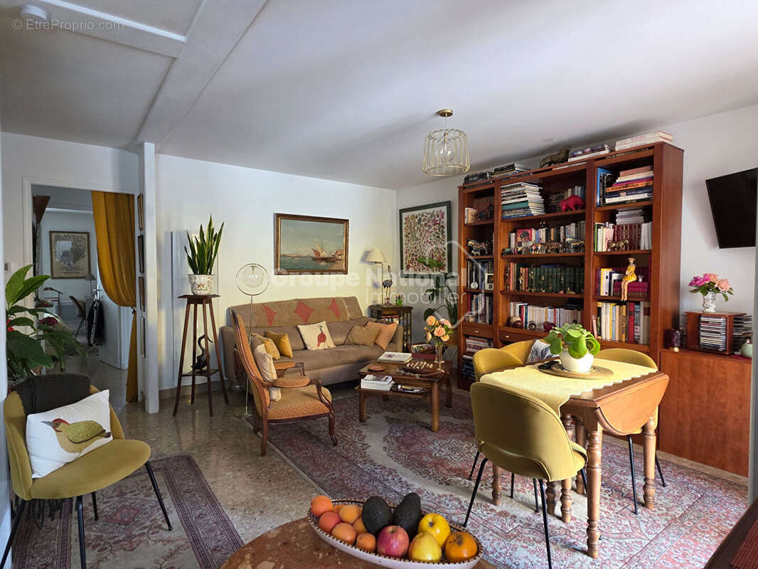 Maison à GREOUX-LES-BAINS