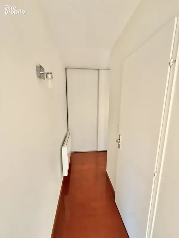Divonne les Bains 01220, T4 122m2 dernier étage, balcons, garages, parking. - photo 21