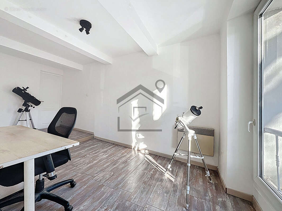 Appartement à SEPTEMES-LES-VALLONS