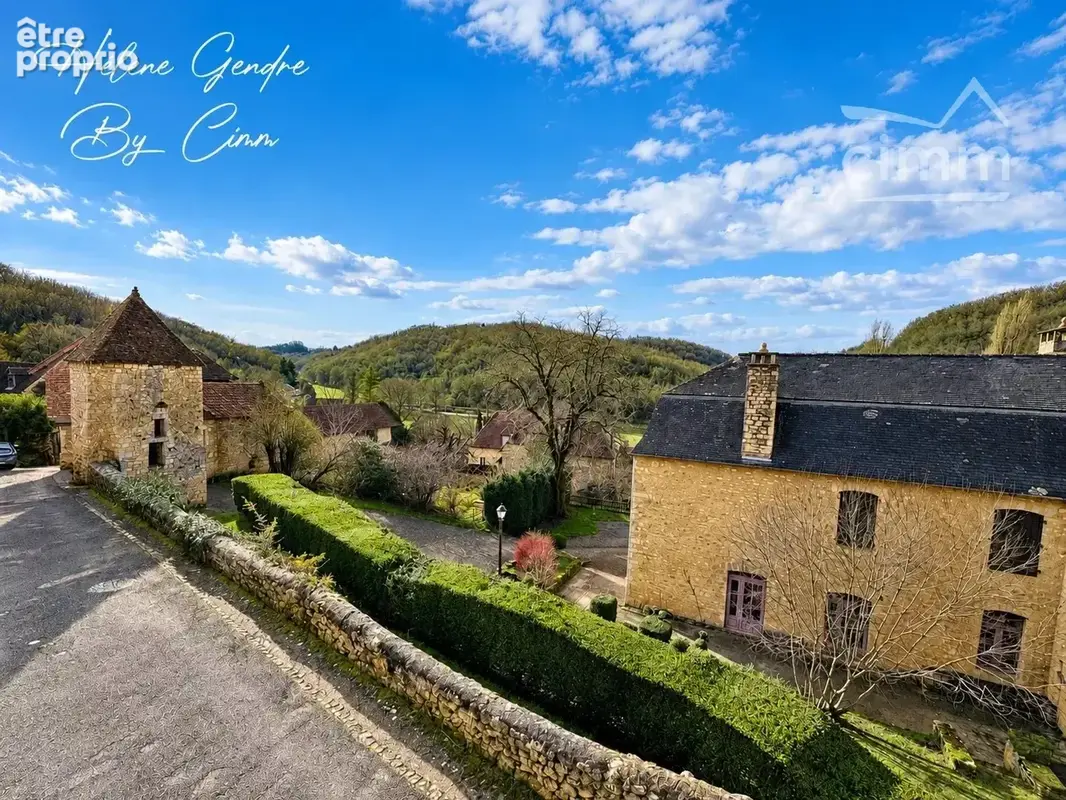 Ancien corps de ferme avec dépendances – Saint-Amand-de-Coly - photo 12