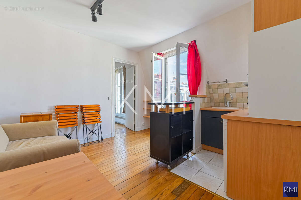 Appartement à PARIS-11E