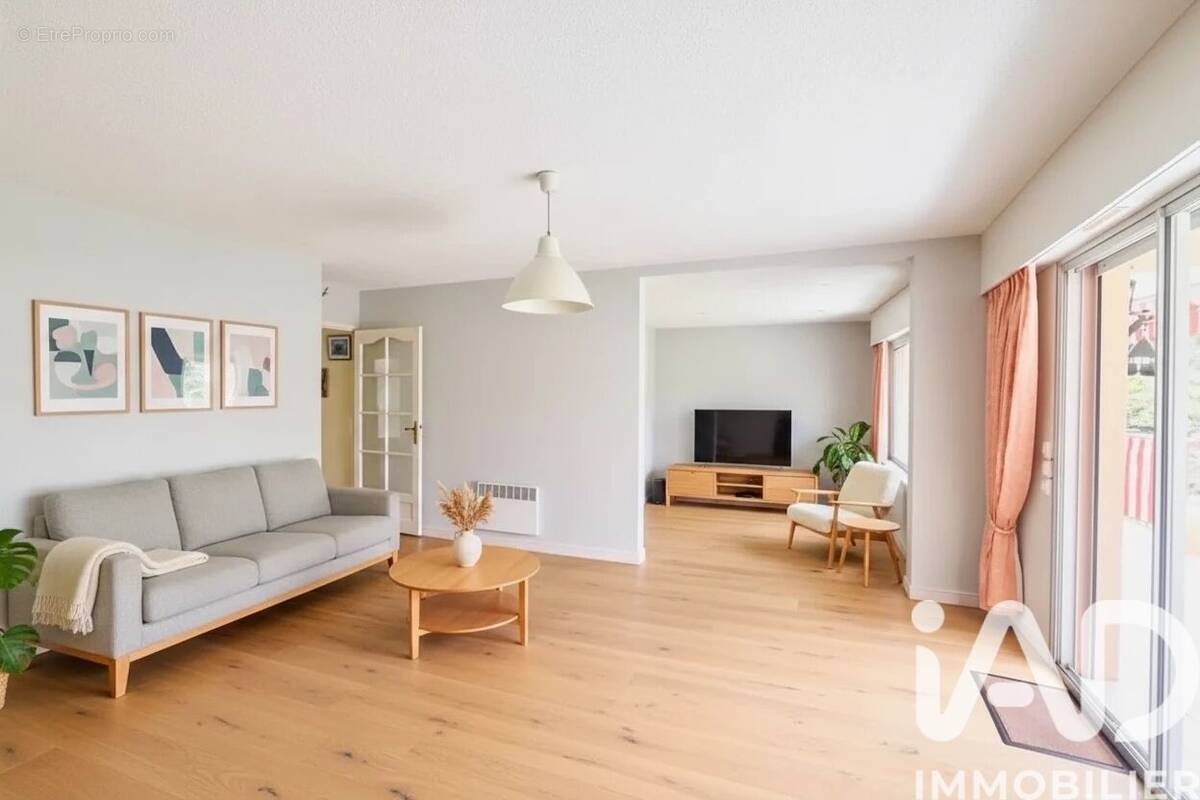 Photo 1 - Appartement à VILLENEUVE-LOUBET