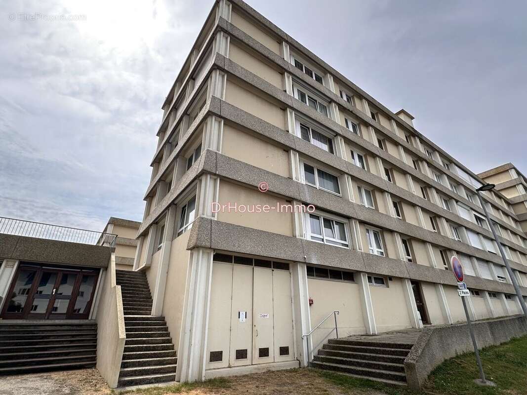 Appartement à HEROUVILLE-SAINT-CLAIR