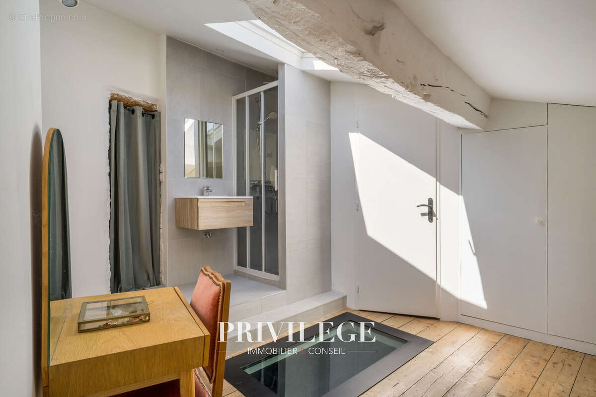 Maison à SAINT-CYR-AU-MONT-D'OR