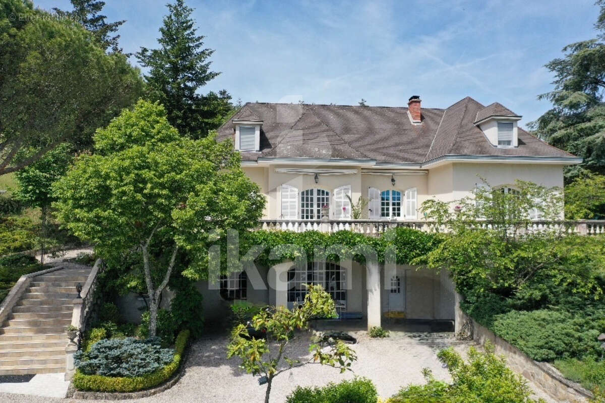 Maison à VILLEVOCANCE
