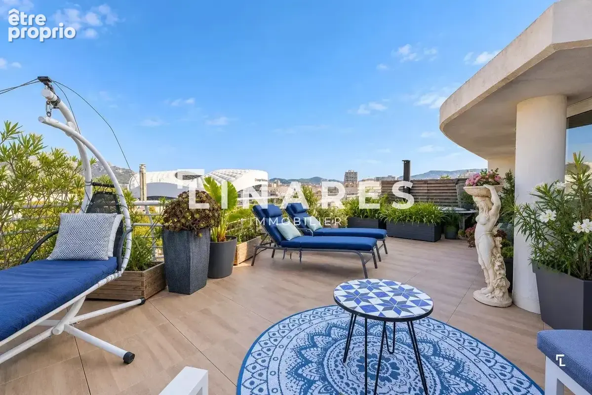Appartement à MARSEILLE-8E
