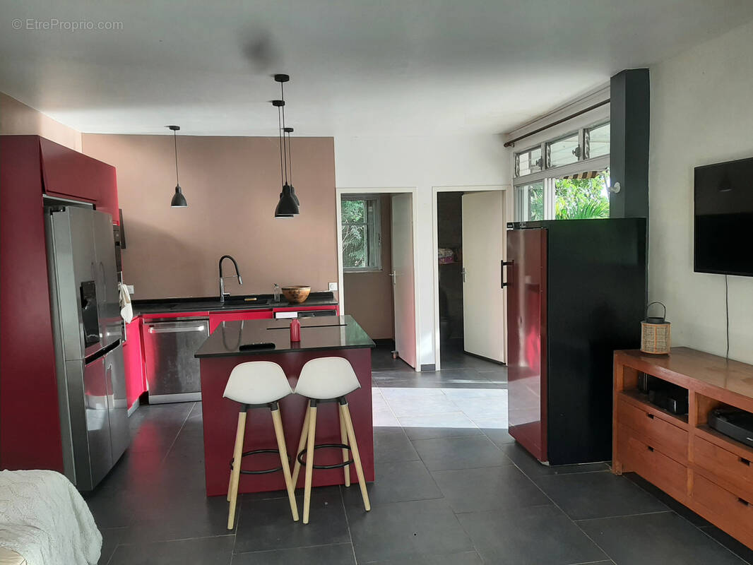 Maison à BAIE-MAHAULT