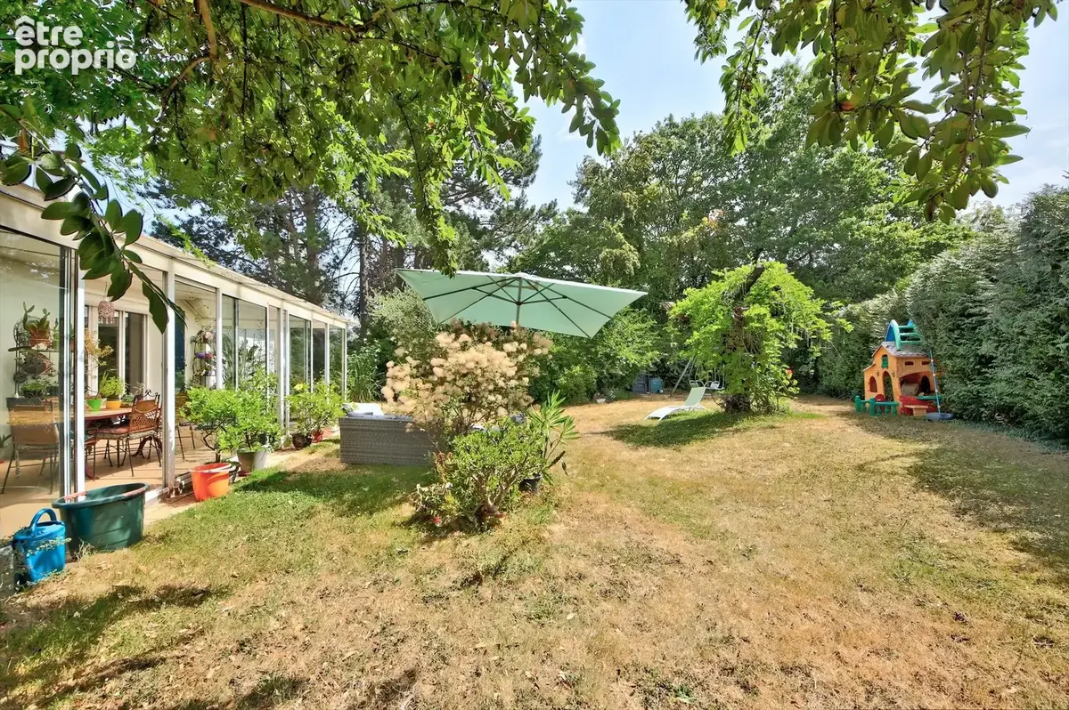 Maison 7 pièces 160 m² à vendre à Plaisir (78370) - photo 2
