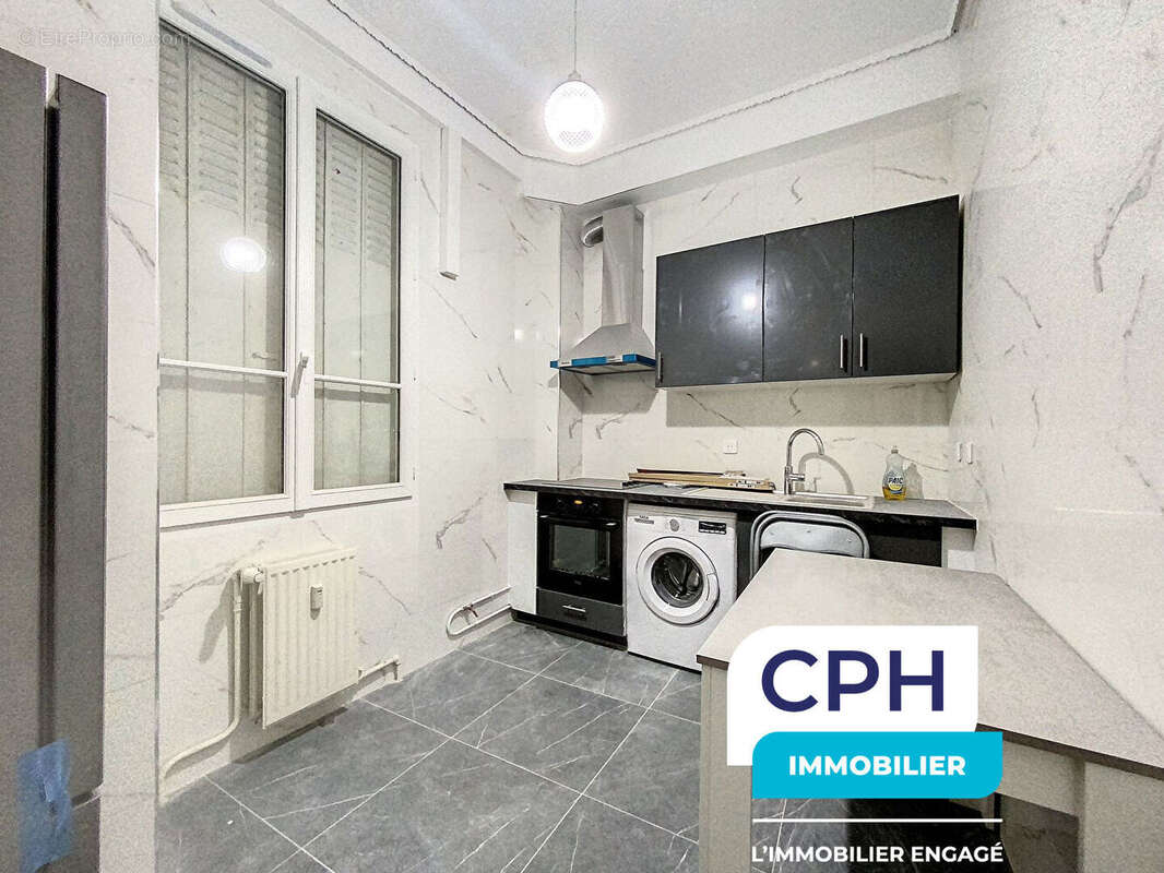 Appartement à PARIS-12E