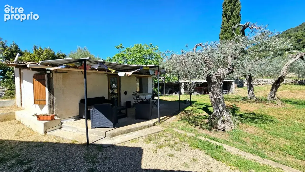 Maison de caractère avec ancienne chapelle, dépendance et terrain de plus de 5 000 m² - photo 12