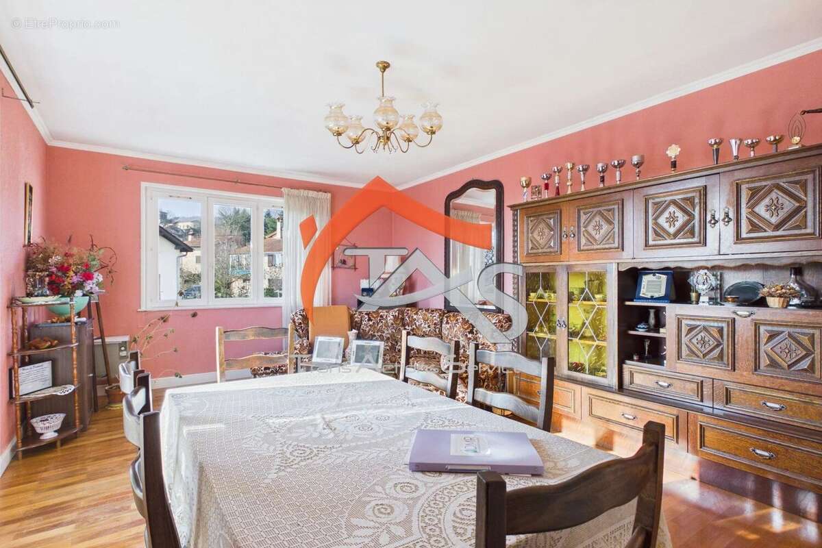 Maison à PELUSSIN