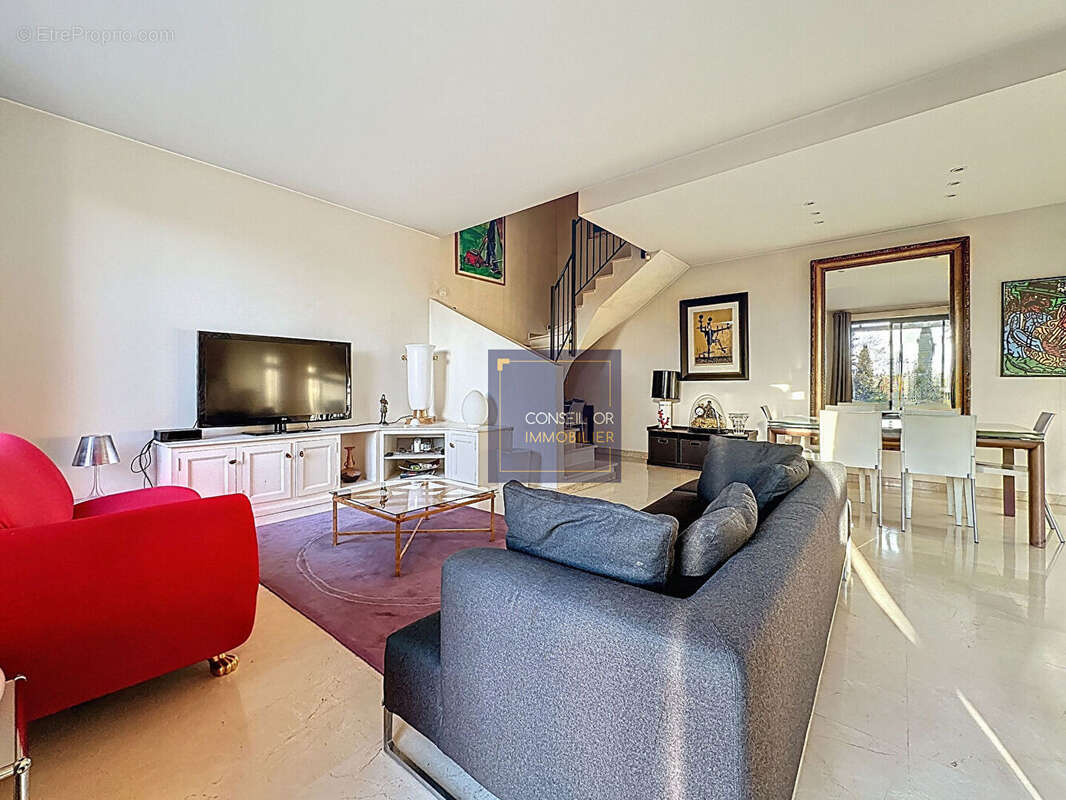 Appartement à LA MULATIERE