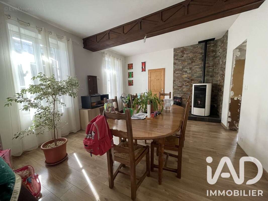 Maison 151 m² à Rebais  - photo 4