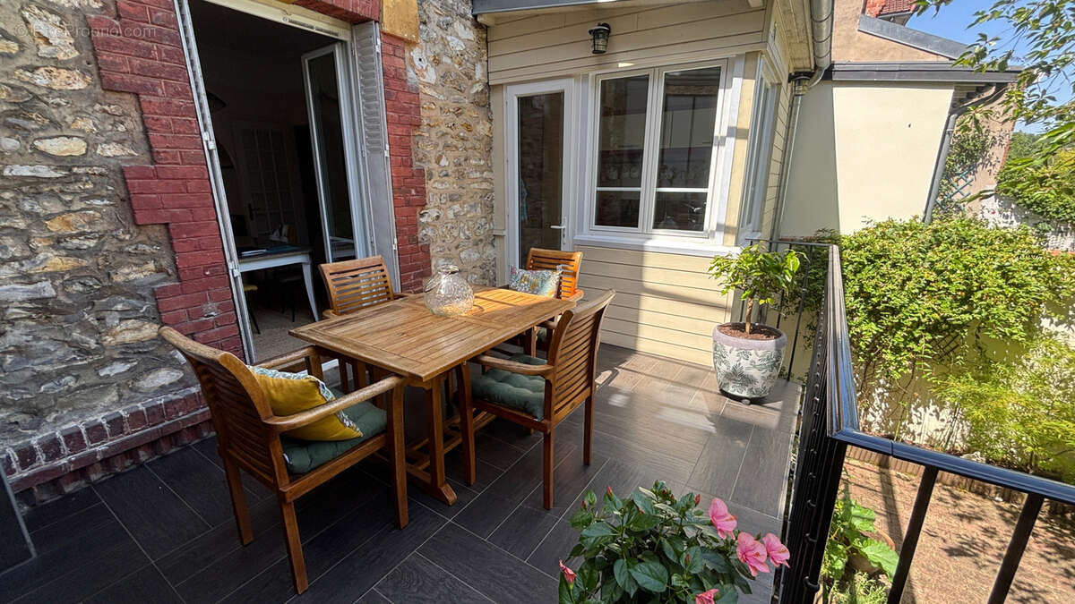 Maison à ENGHIEN-LES-BAINS