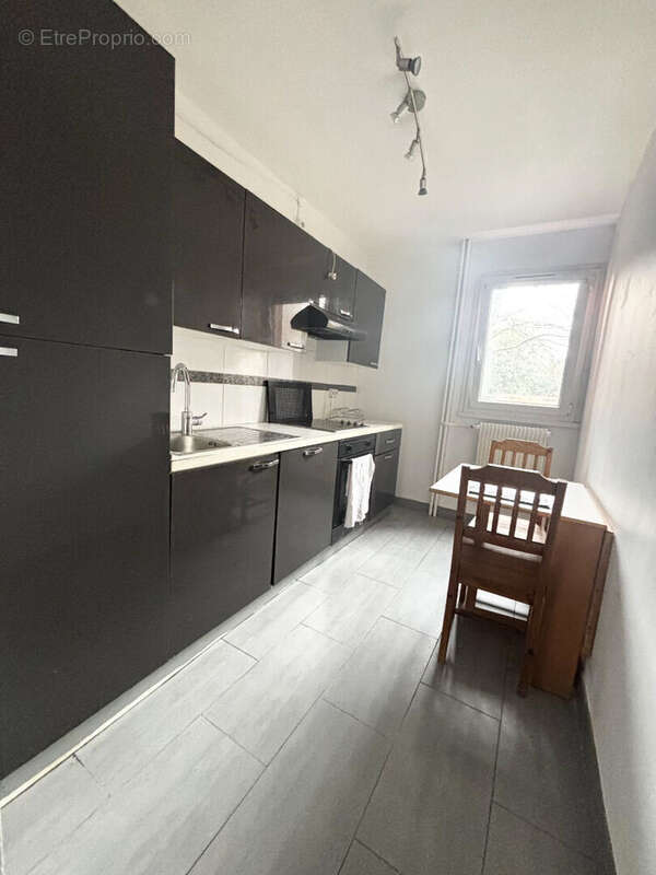 Appartement à VILLEMOMBLE