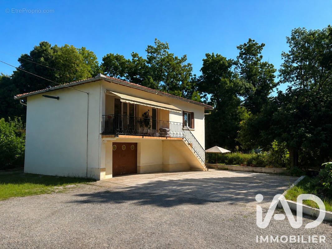 Photo 1 - Maison à CASTELSARRASIN