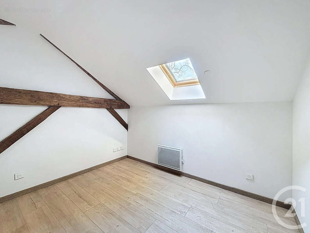 Maison à AISEREY