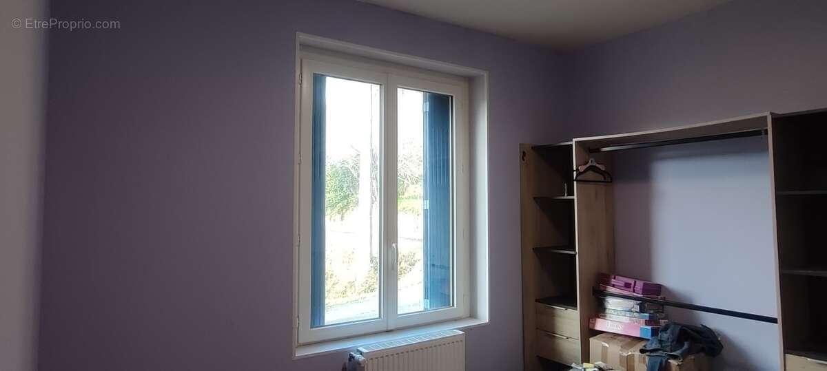 Maison à COUZE-ET-SAINT-FRONT