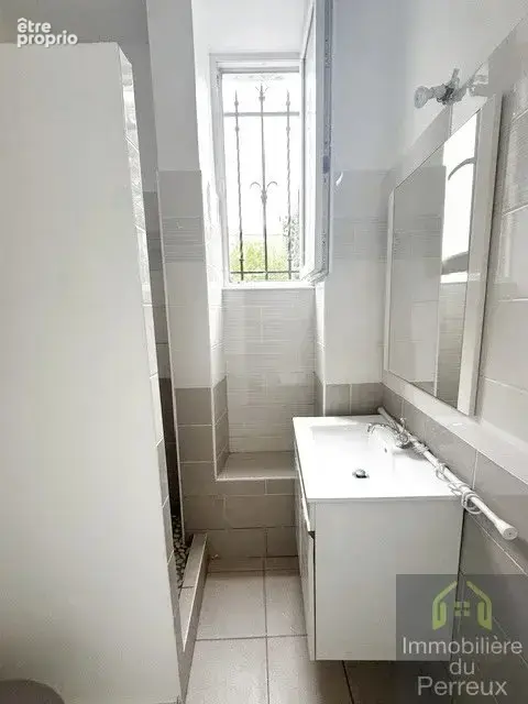 Studio rénové -- Emplacement idéal (RER E & Métro 15)  Idéal - photo 6