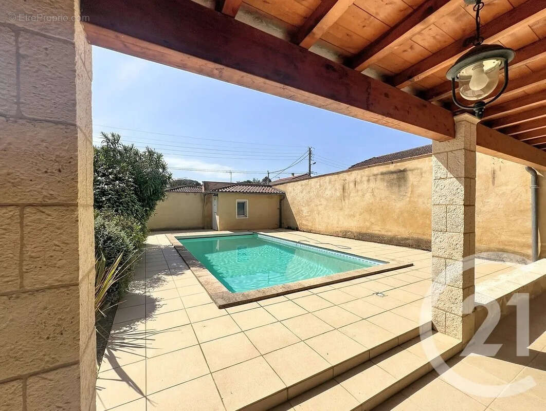 Maison 89 m² à Mirande  - photo 16