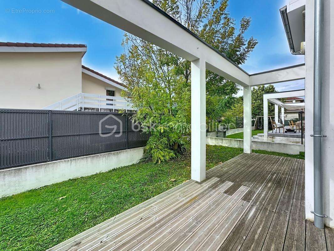 Maison à FONTANIL-CORNILLON