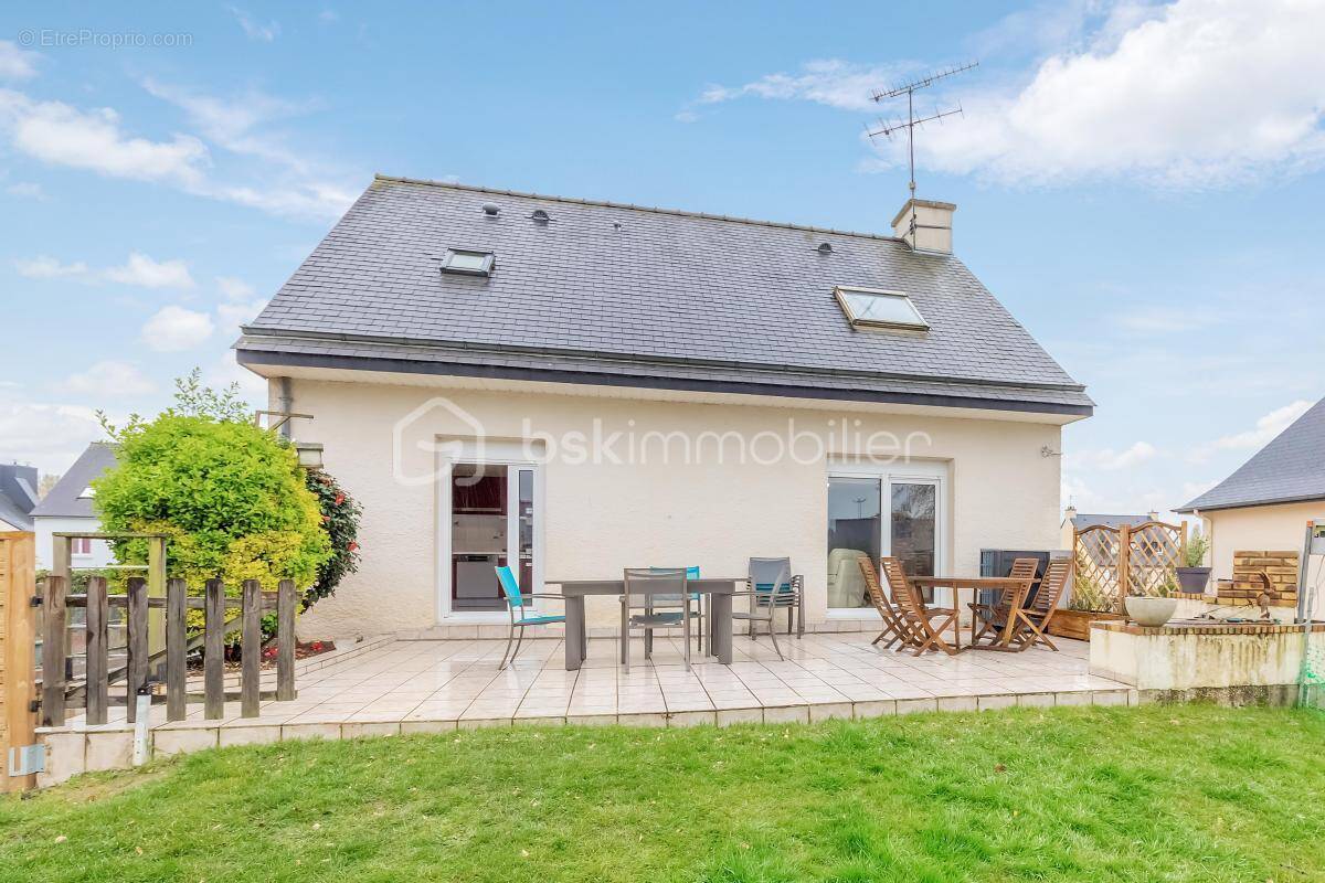 Maison à SERVON-SUR-VILAINE