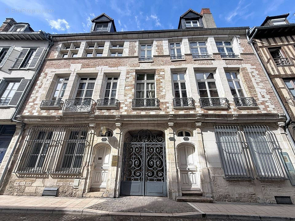 Commerce à TROYES