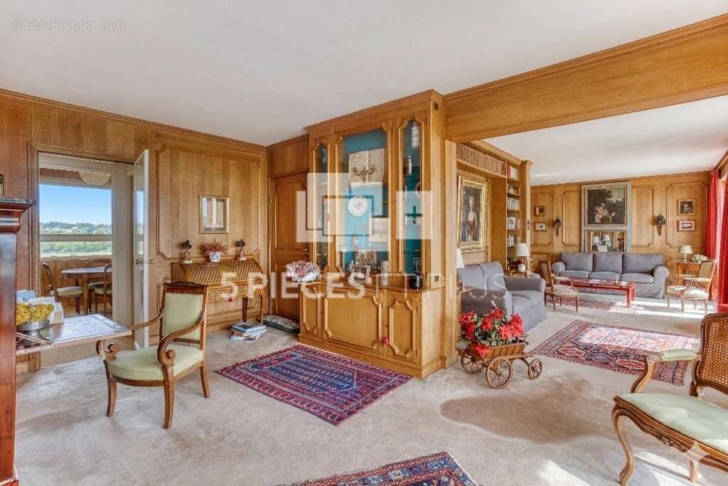 Appartement à SAINT-CLOUD
