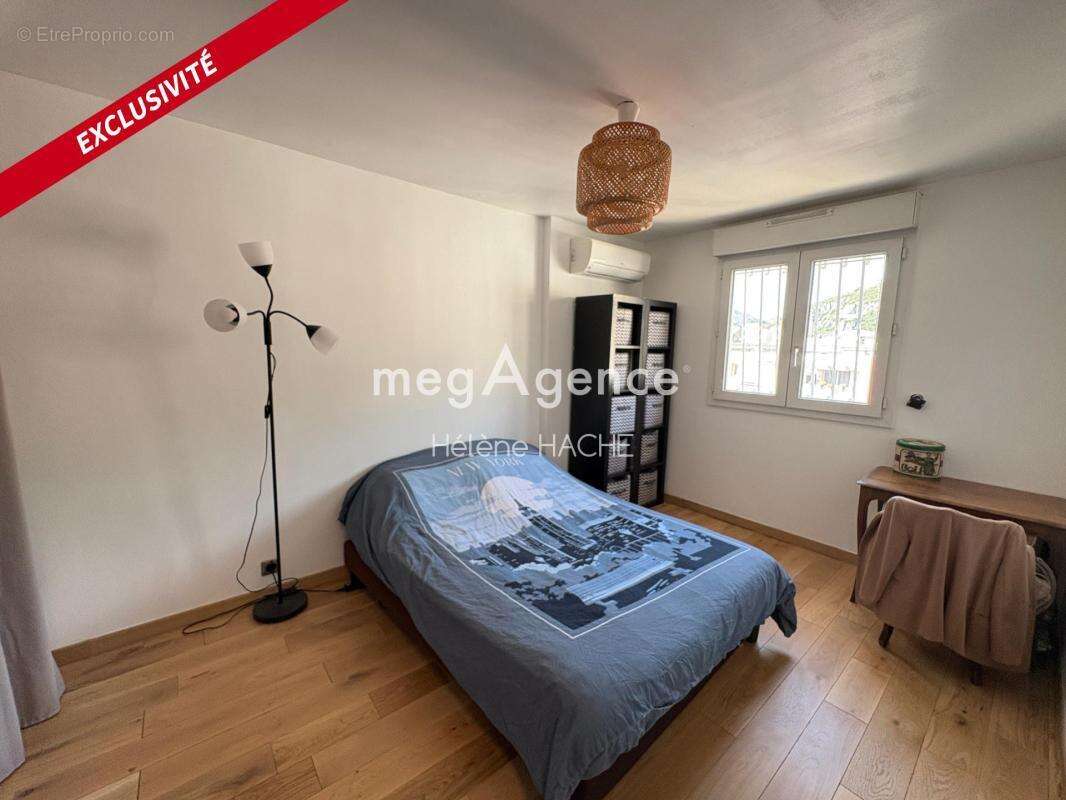 Nice - St Roch - Magnifique 4 pièces avec terrasse de 80 m2 en étage élevé, sans vis-à-vis. Copropriété avec piscine - photo 8