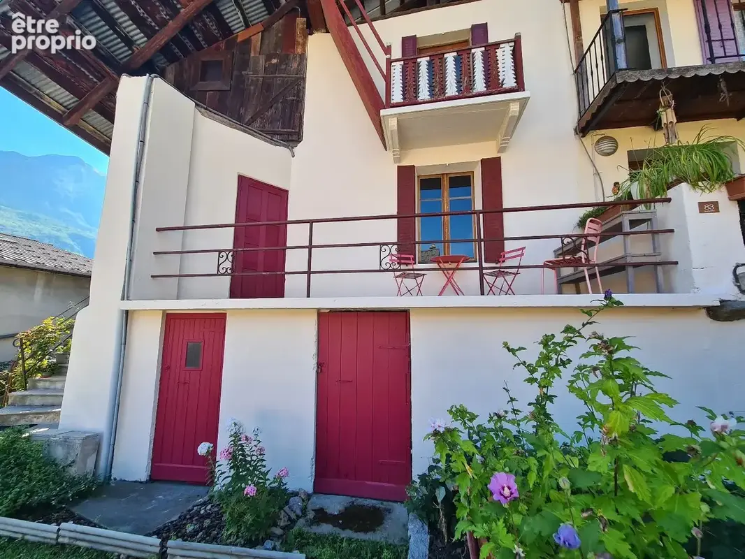 Maison à ESSERTS-BLAY
