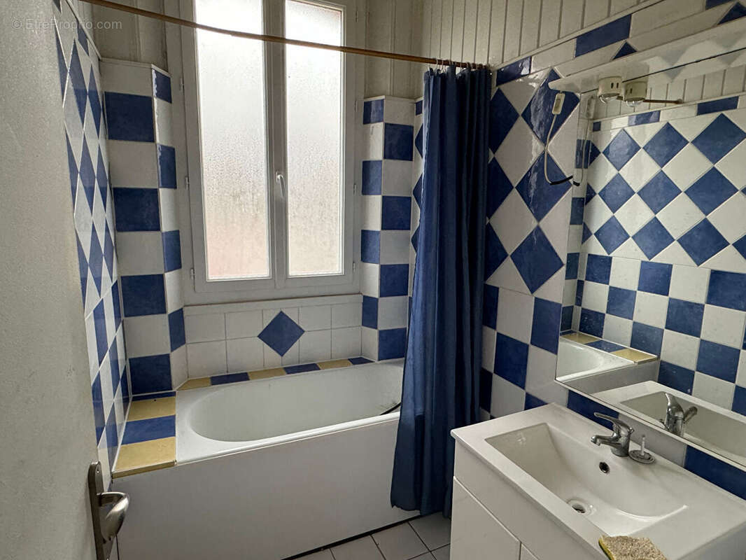 Appartement à SAINT-REMY-SUR-AVRE