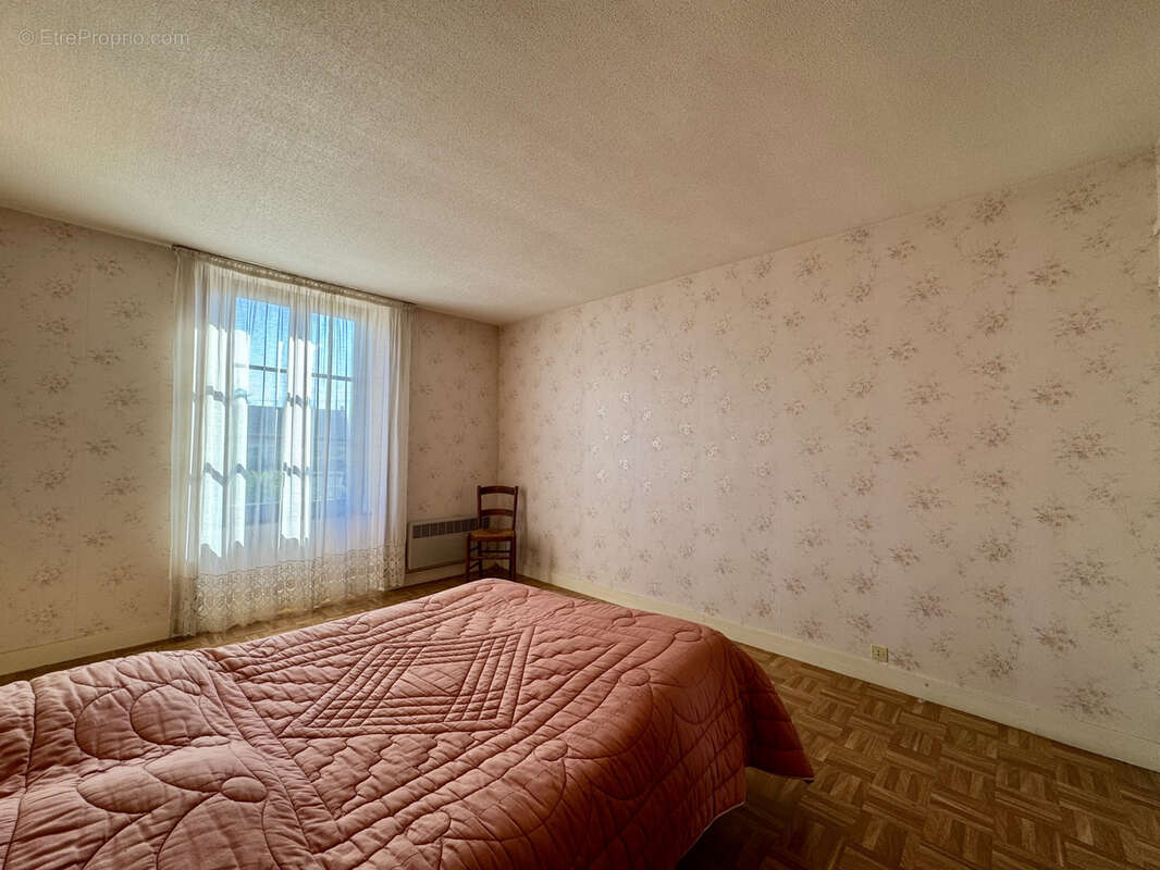 Maison à COULOMMIERS