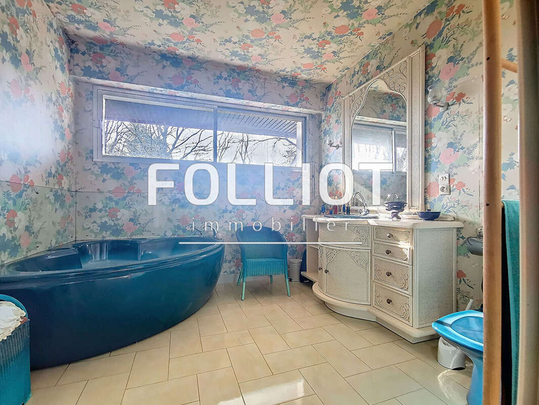 Maison à SAINT-PAIR-SUR-MER