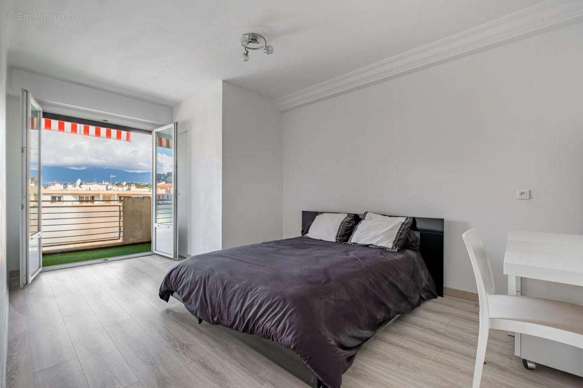 Appartement à CAGNES-SUR-MER