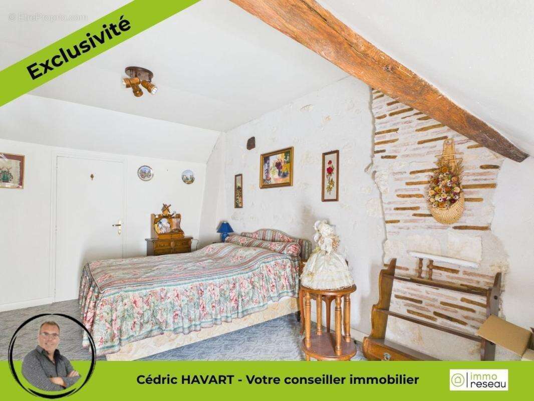 Maison 111 m² à Saint-Gaultier  - photo 16
